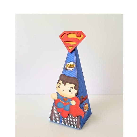 Caixa Cone Pirâmide Superman
