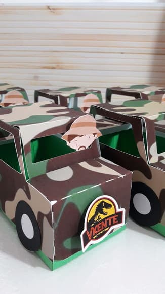 Caixa Jipe Jurassic Park Dinossauros