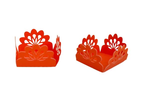 Forminha Doce Rendada Vermelho