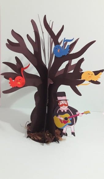 Árvore Musical 3d Mundo Bita