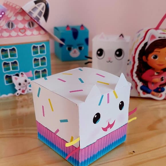 Caixa Cakey Mágica a Casa Mágica da Gabby
