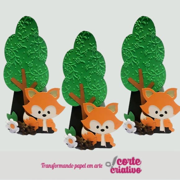 Caixa Cone Raposa Bosque Encantado Acampamento na Floresta