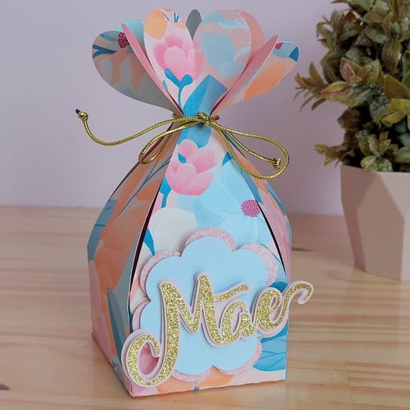 Caixa Floral Dia das Mães