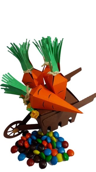Carrinho de Cenouras da Páscoa