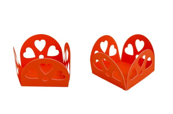 Forminha para Doce Coração Vemelho Branca de Neve