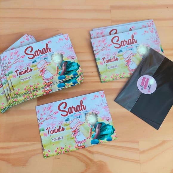 Imã de Geladeira Personalizado 10 x 7 cm Boneca Sarah Kay
