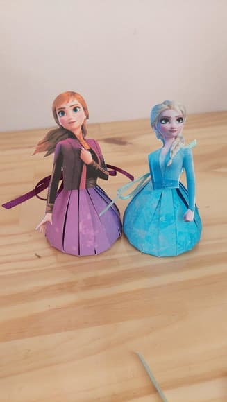 Saia Porta Bombom Elza e Anna Frozen 2